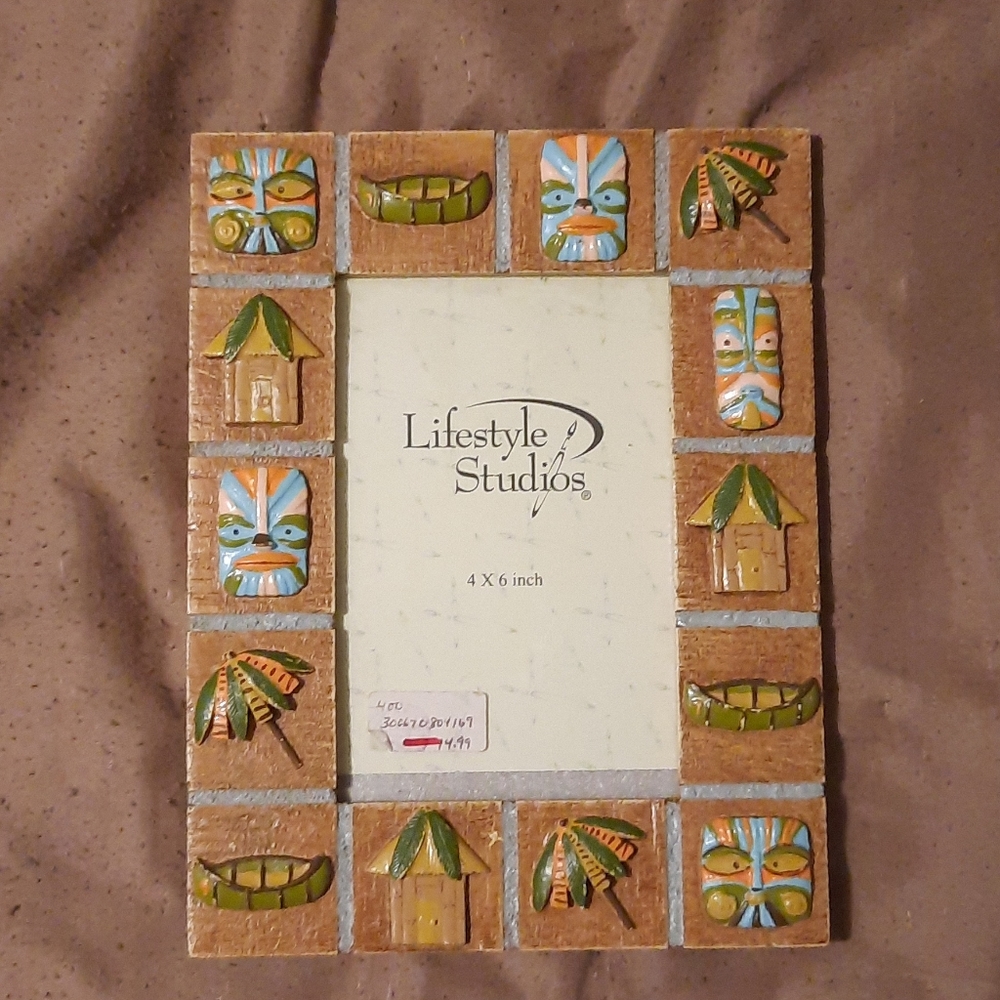 Lifestyle Studios 4x6 Picture Frame (H17)